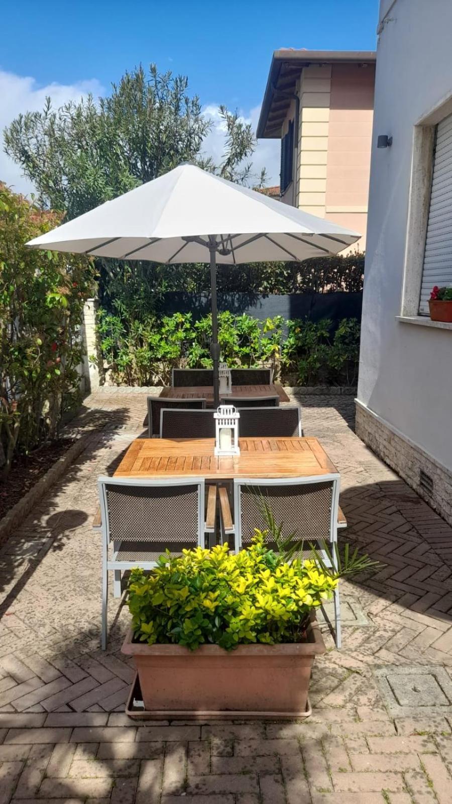 Villa Liberty Versilia Lido di Camaiore Exterior photo