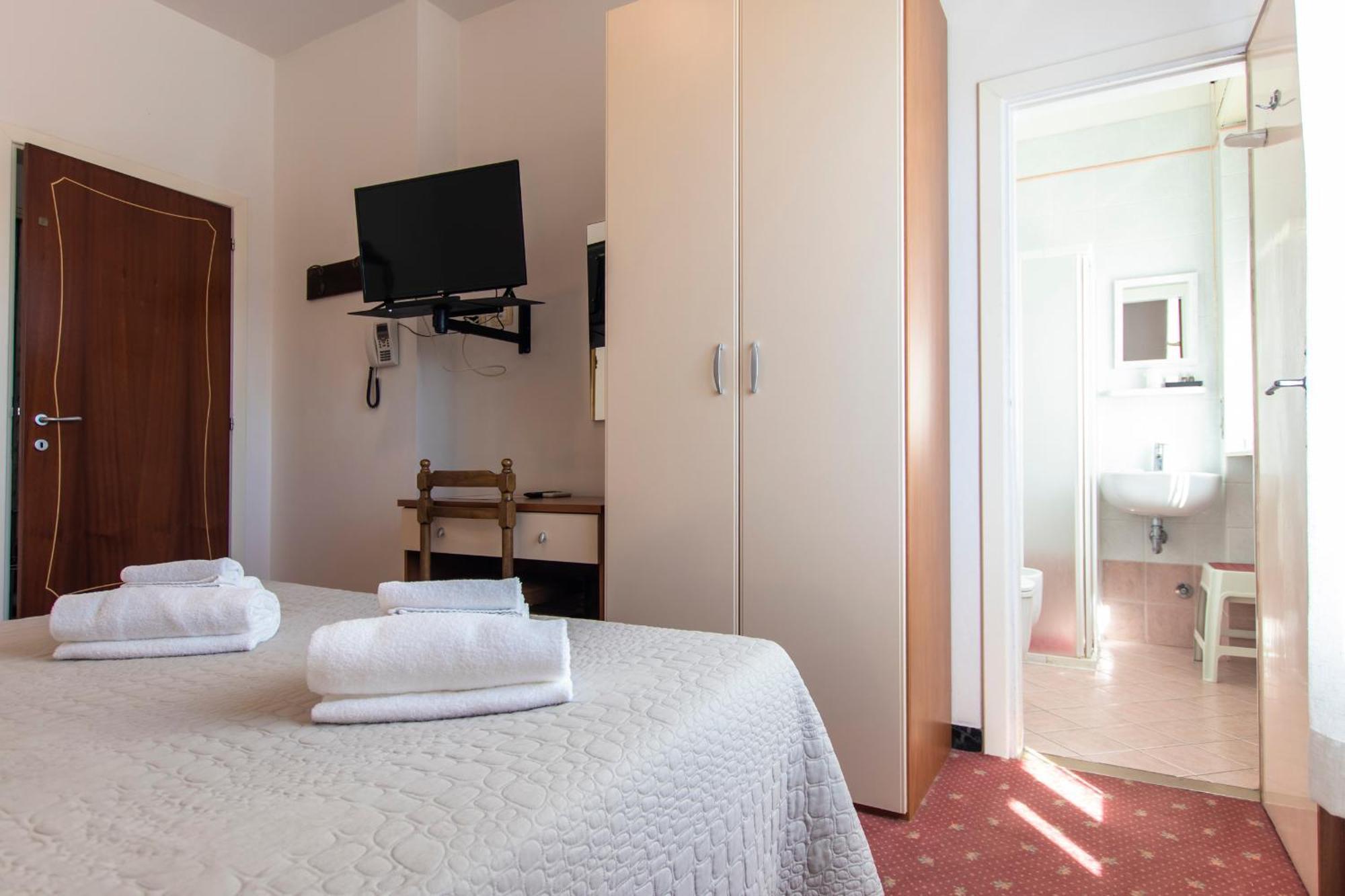 Villa Liberty Versilia Lido di Camaiore Exterior photo